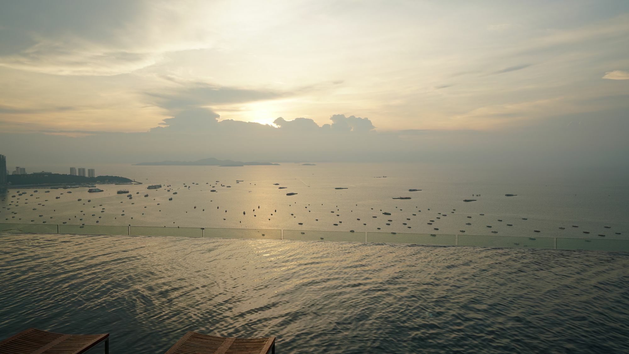 Centric Sea Pattaya By Uplus Esterno foto